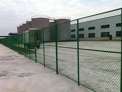 車(chē)間隔離網(wǎng)圖片4 車(chē)間隔離網(wǎng)圖片4