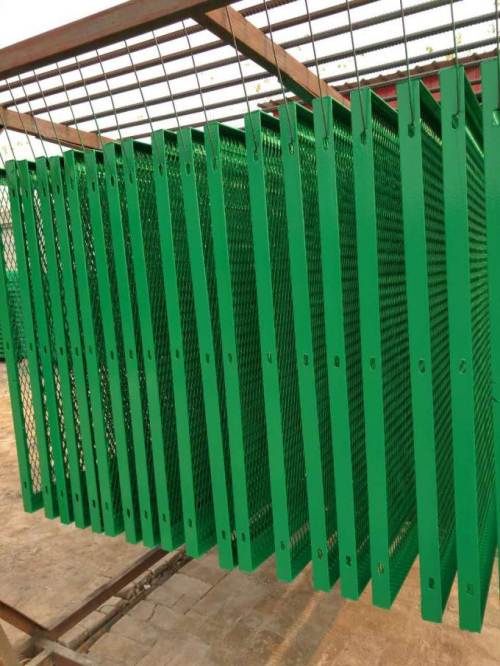 金屬絲網(wǎng)圖片2 金屬絲網(wǎng)圖片2