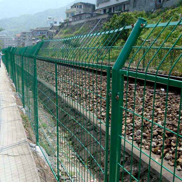 鐵路金屬柵欄網片  鐵路附屬工程防護柵欄供應廠家圖片1