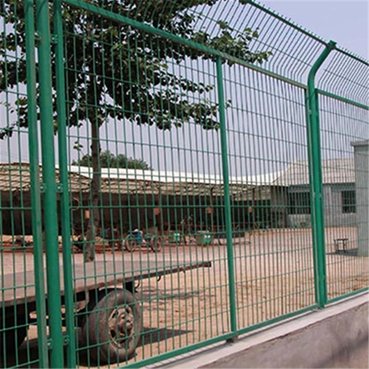 高速公路護(hù)欄網(wǎng)圖片1 高速公路護(hù)欄網(wǎng)圖片1