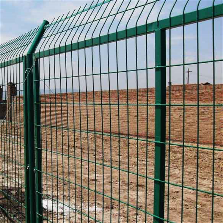 高速公路護(hù)欄網(wǎng)圖片2 高速公路護(hù)欄網(wǎng)圖片2