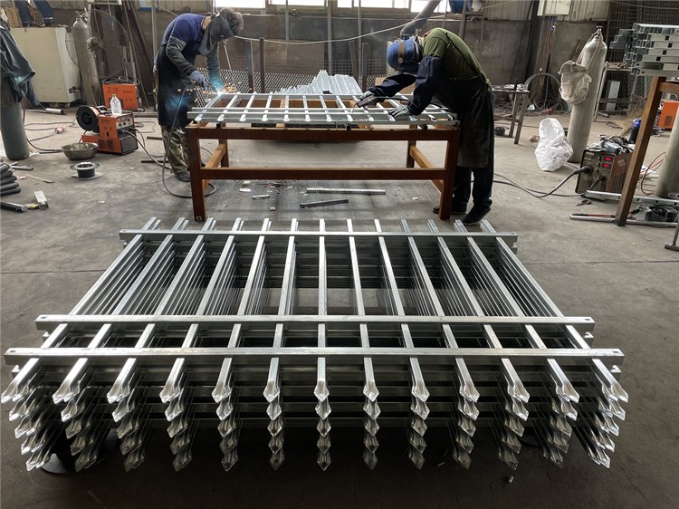 綠化圍墻護欄圖片3 綠化圍墻護欄圖片3