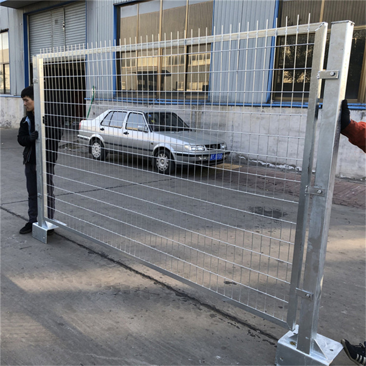 鐵路線路防護柵欄金屬網(wǎng)片圖片4 鐵路線路防護柵欄金屬網(wǎng)片圖片4