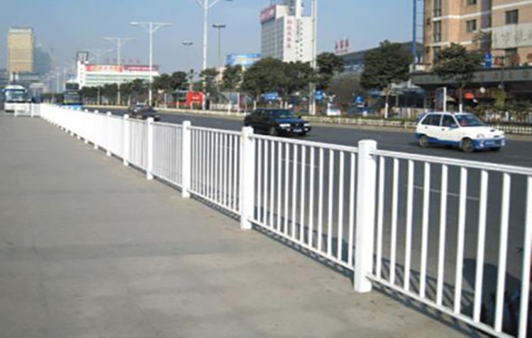 人行道護(hù)欄圖片2 人行道護(hù)欄圖片2