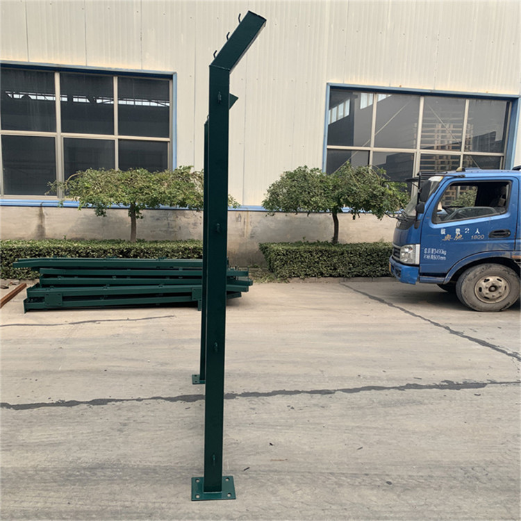 保稅倉庫區(qū)圍網圖片2 保稅倉庫區(qū)圍網圖片2