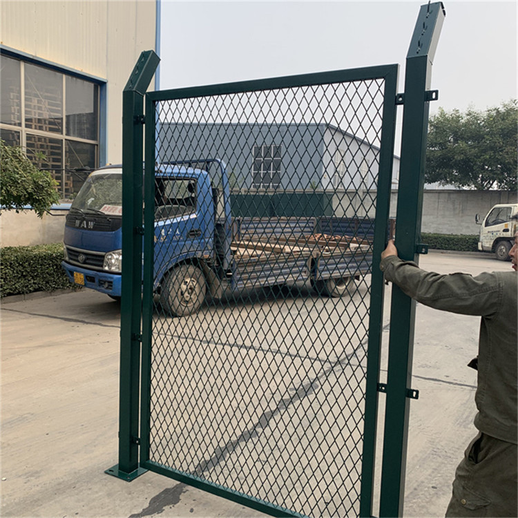 保稅倉庫區(qū)圍網圖片3 保稅倉庫區(qū)圍網圖片3