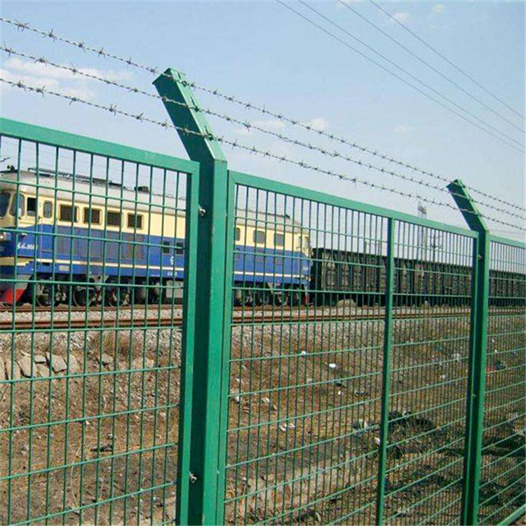 焊接網(wǎng)隔離柵圖片2 焊接網(wǎng)隔離柵圖片2