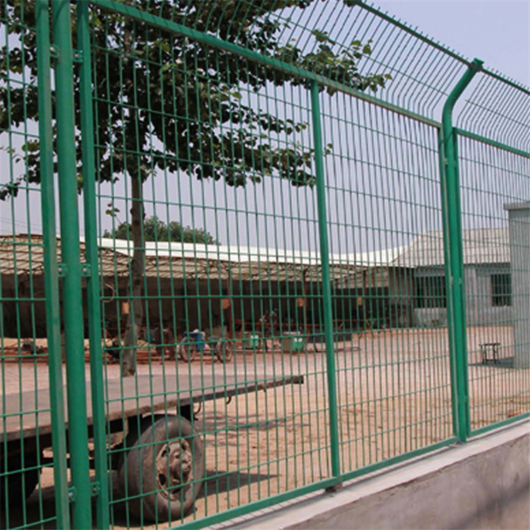 道路綠化護(hù)欄圖片2 道路綠化護(hù)欄圖片2