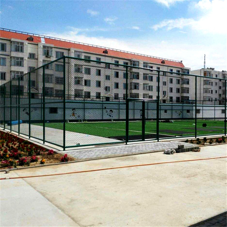 勾花護(hù)欄網(wǎng)圖片3 勾花護(hù)欄網(wǎng)圖片3