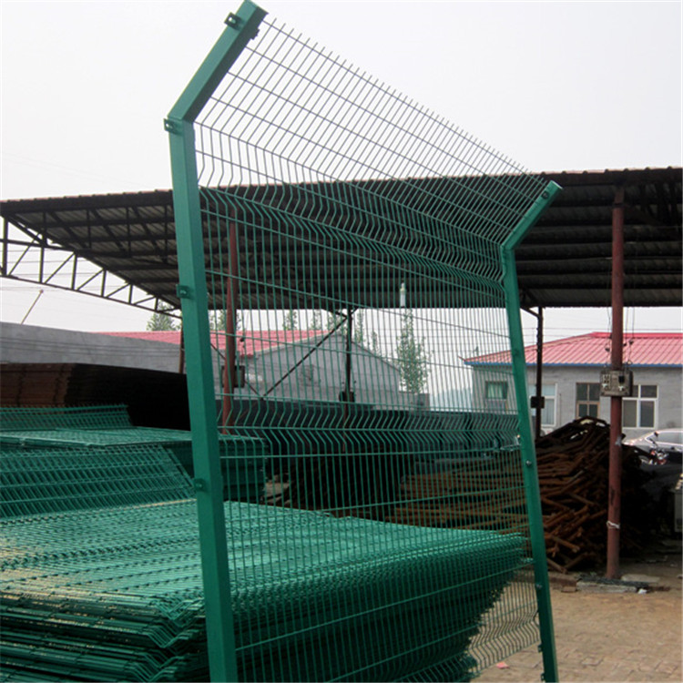 廠區(qū)隔離網(wǎng)圖片1 廠區(qū)隔離網(wǎng)圖片1