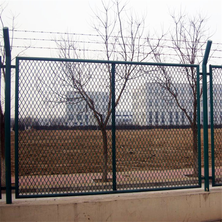 工廠(chǎng)護(hù)欄網(wǎng)圖片3 工廠(chǎng)護(hù)欄網(wǎng)圖片3