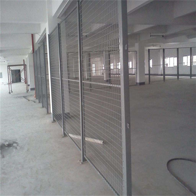 倉(cāng)庫(kù)隔斷防護(hù)欄圖片3