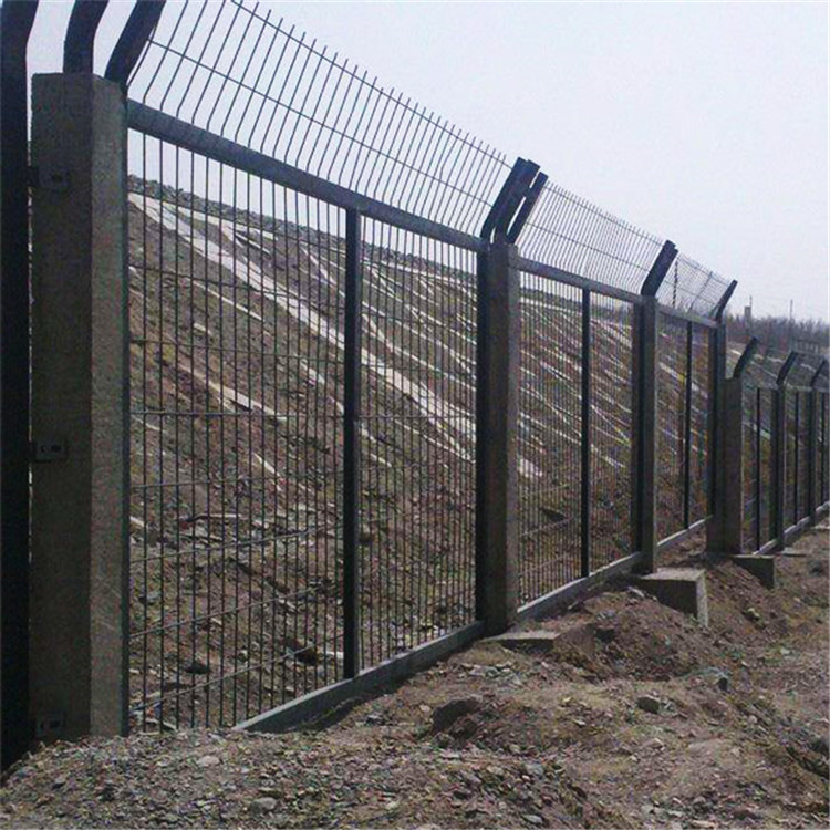 鐵路橋下護欄網圖片2