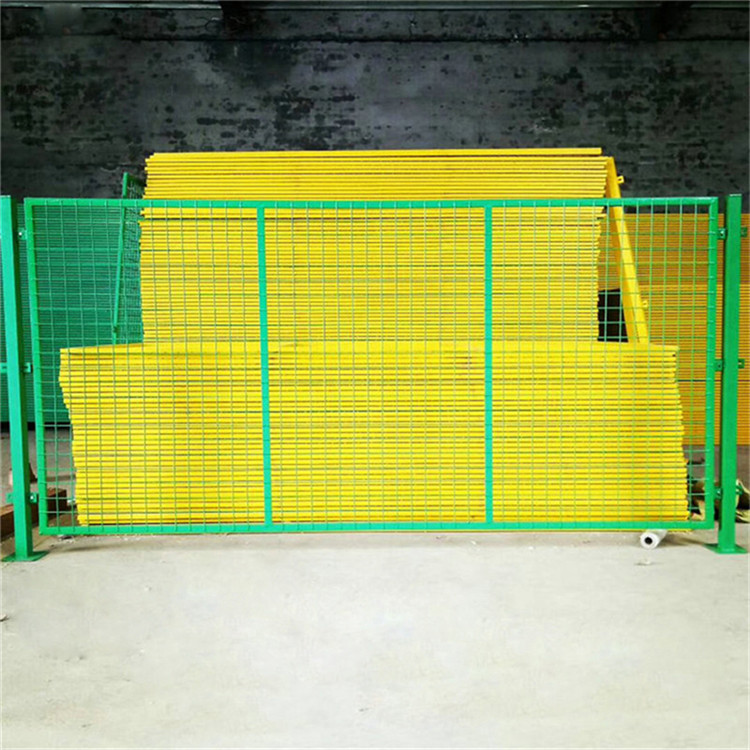 車(chē)間隔斷網(wǎng)圖片2 車(chē)間隔斷網(wǎng)圖片2