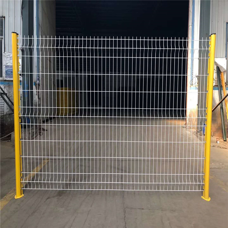 別墅庭院防護(hù)欄圖片4 別墅庭院防護(hù)欄圖片4