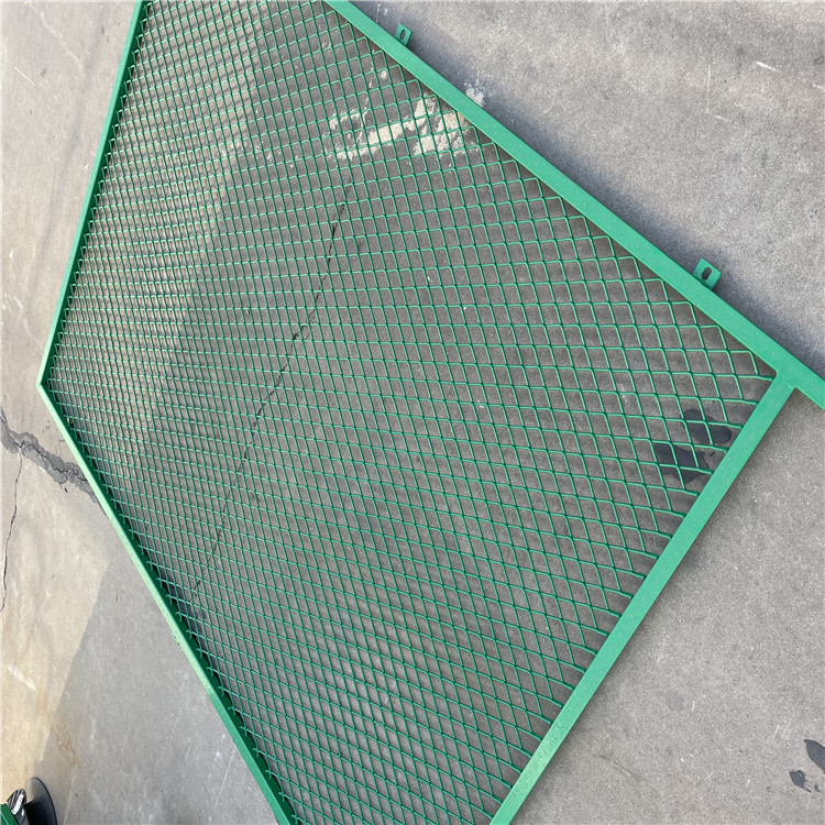 海關圍網(wǎng)圖片1 海關圍網(wǎng)圖片1