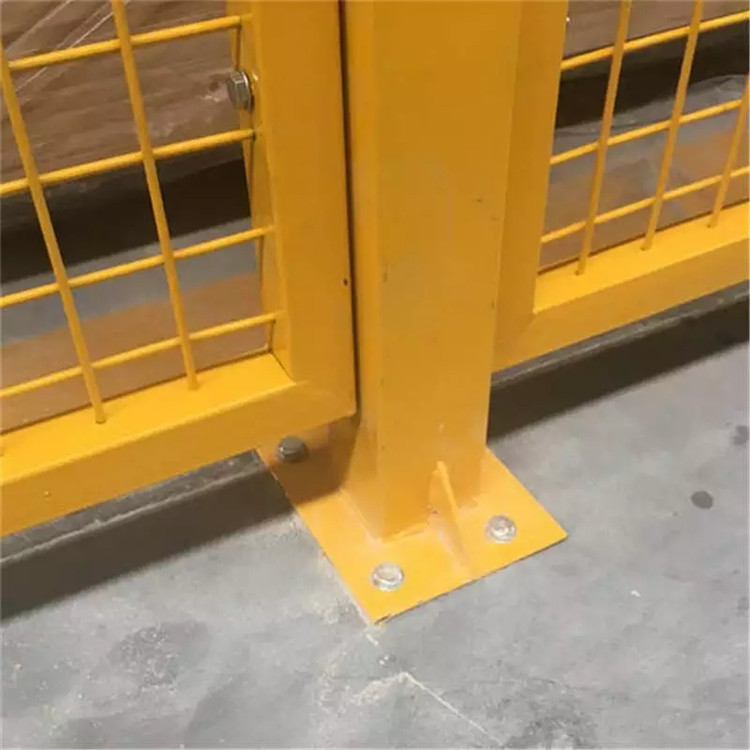 工廠設(shè)備車間隔斷圖片4 工廠設(shè)備車間隔斷圖片4