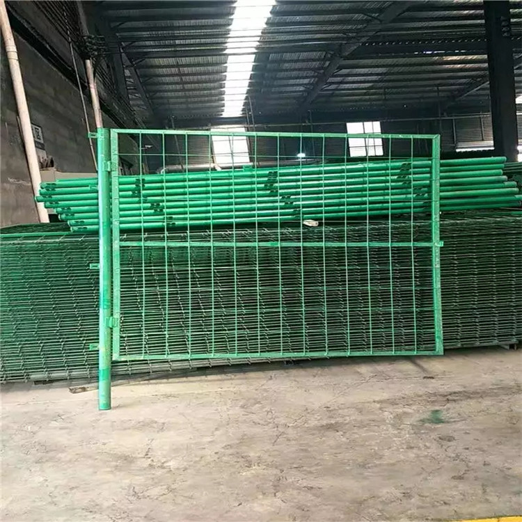 水庫周邊防護(hù)欄圖片2 水庫周邊防護(hù)欄圖片2