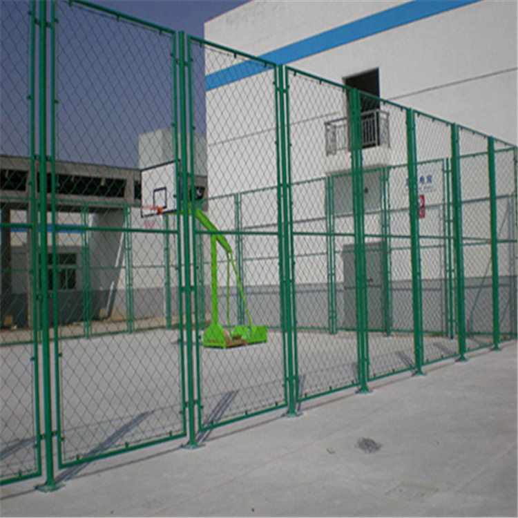 體育訓練場地護欄網(wǎng)圖片1