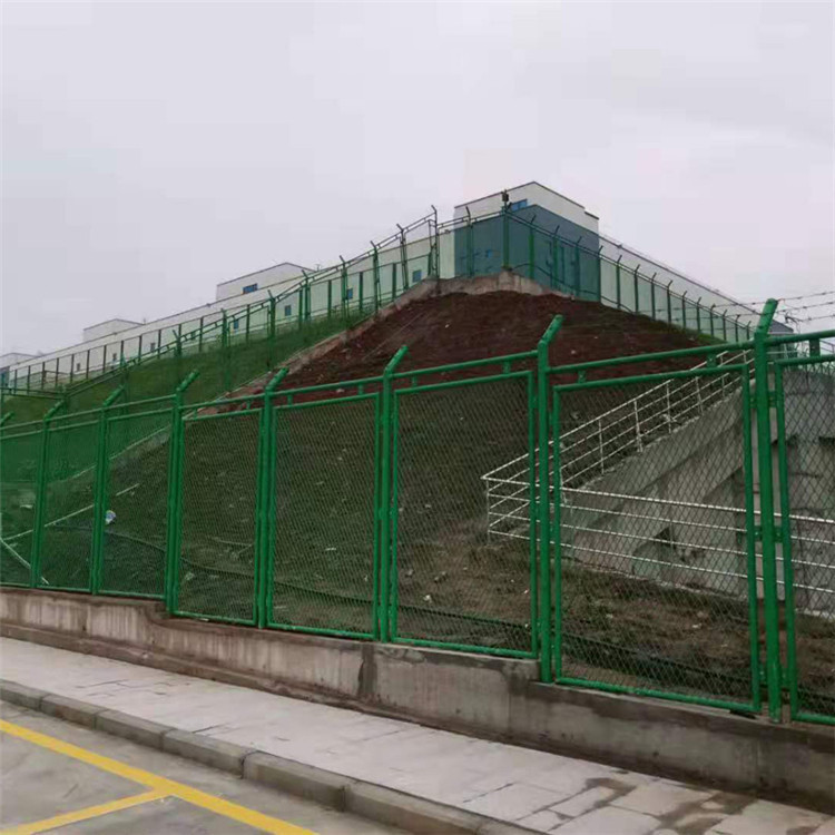 保稅區(qū)菱形護欄網圖片2